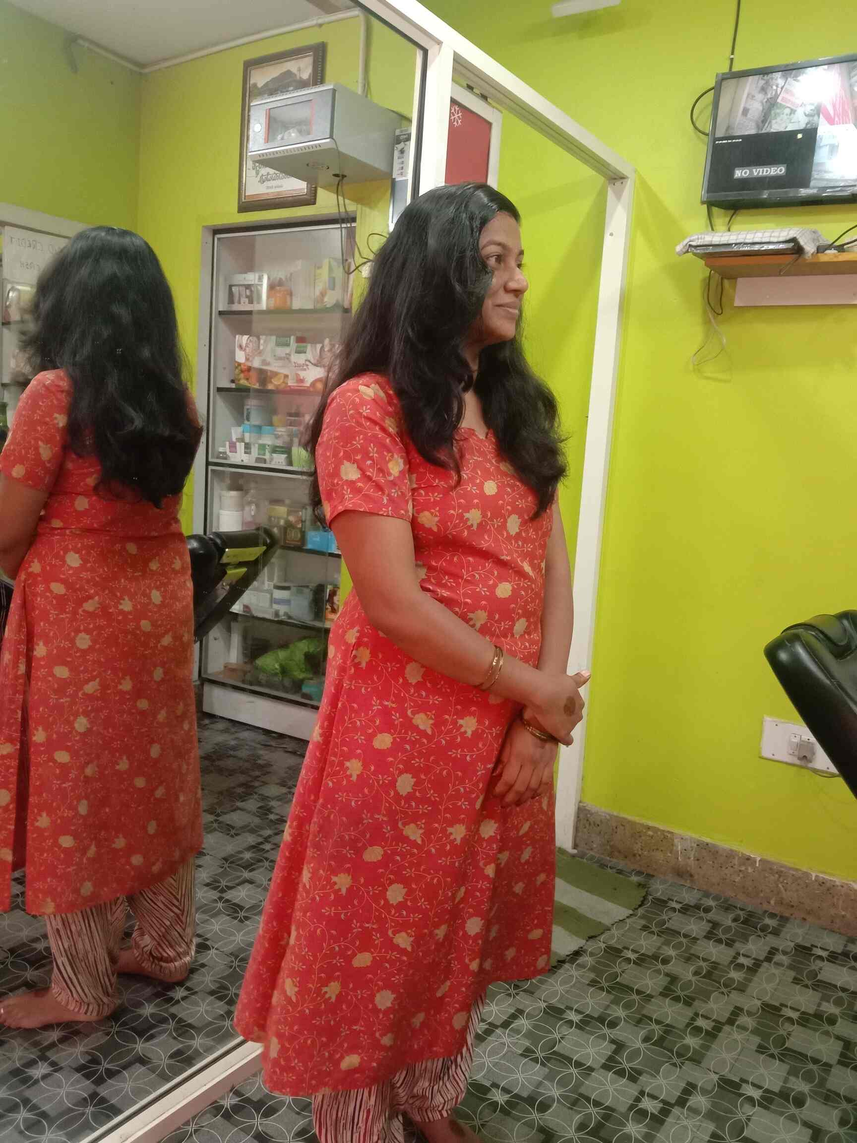 Top Beauty Parlour Classes in K H Road,Bangalore Best Beauty Parlour Training Centre near me