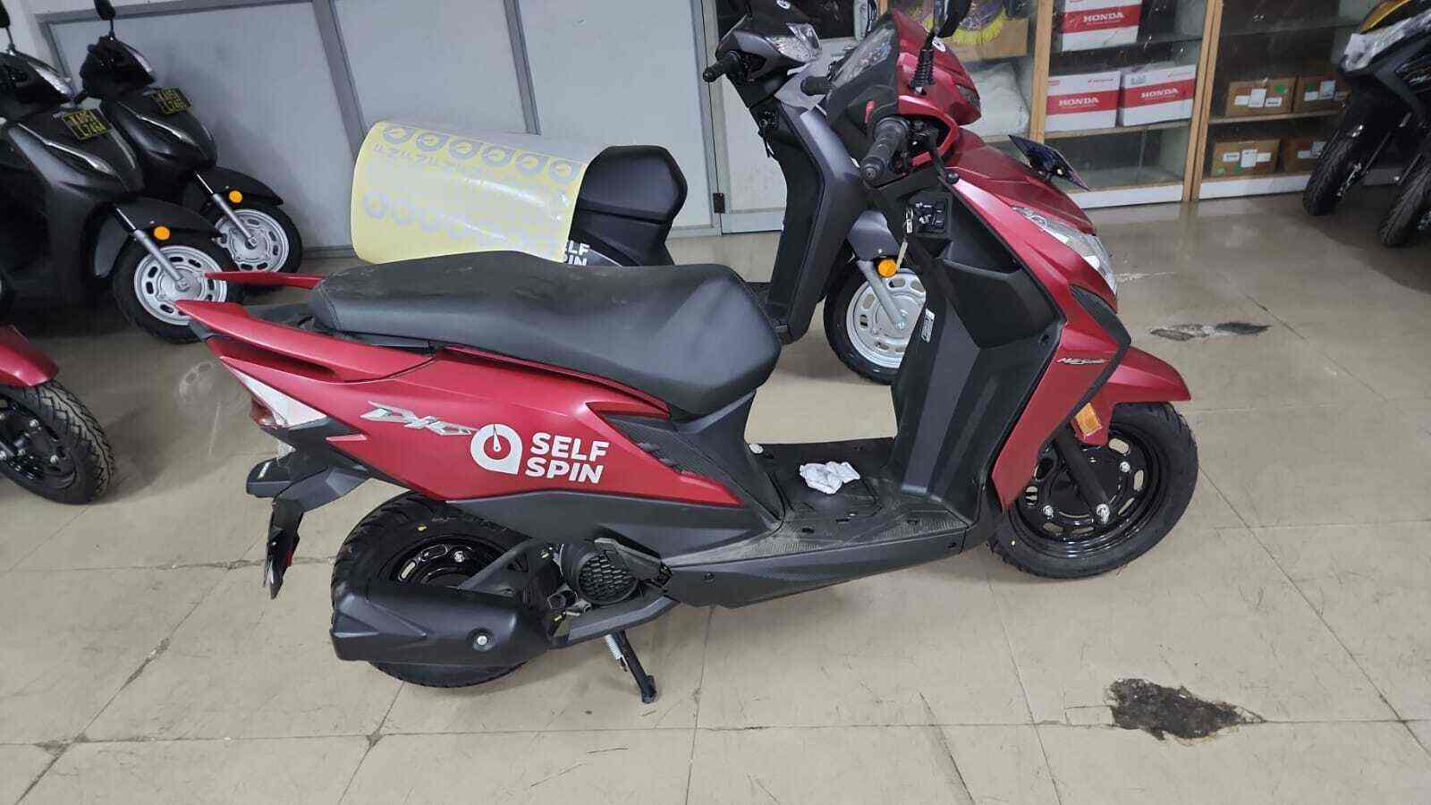 Top Bike On Rent in HSR Layout Sector 4, Bangalore Best Two Wheeler