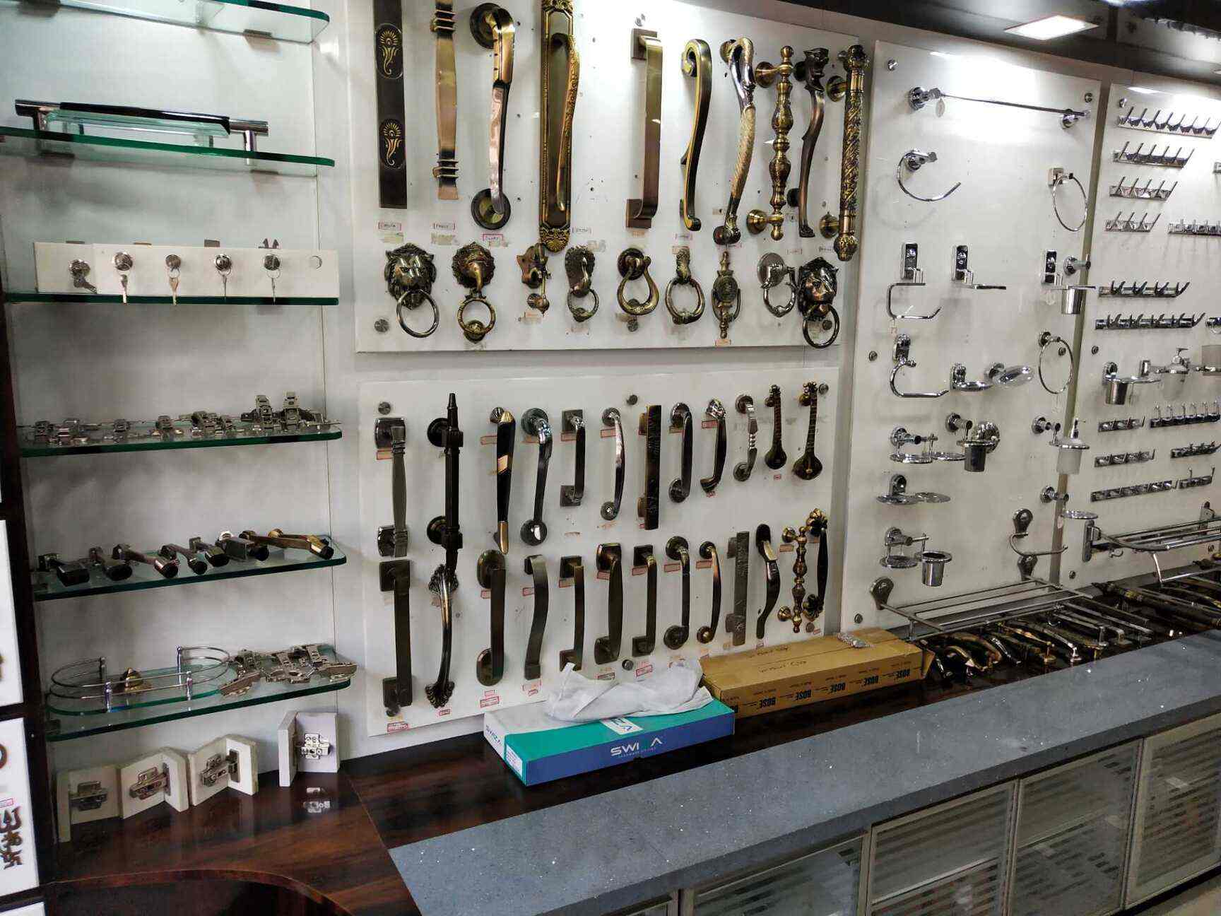 Navaratan Hardware & Plywoods in Mysore Road,Bangalore Best Hardware