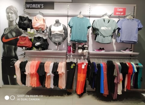 Nike factory sale outlet hsr