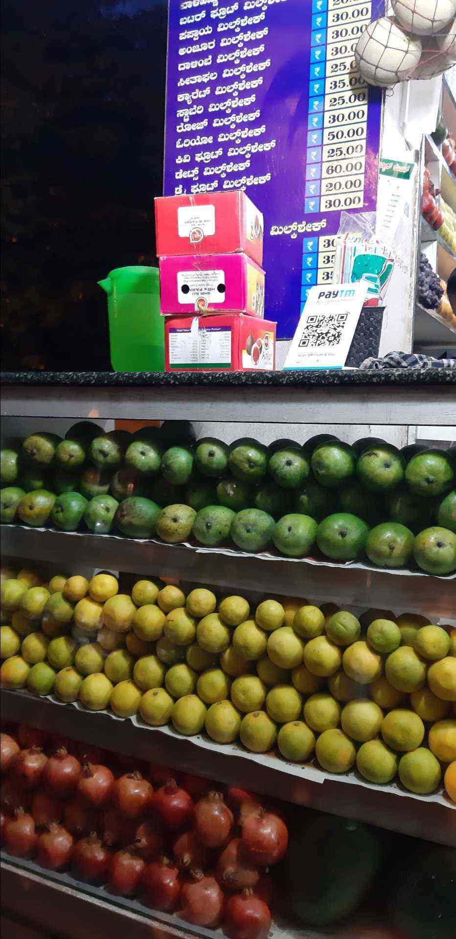 Sri Ganesh Fruit Juice Centre in Peenya 2nd Stage,Bangalore Best