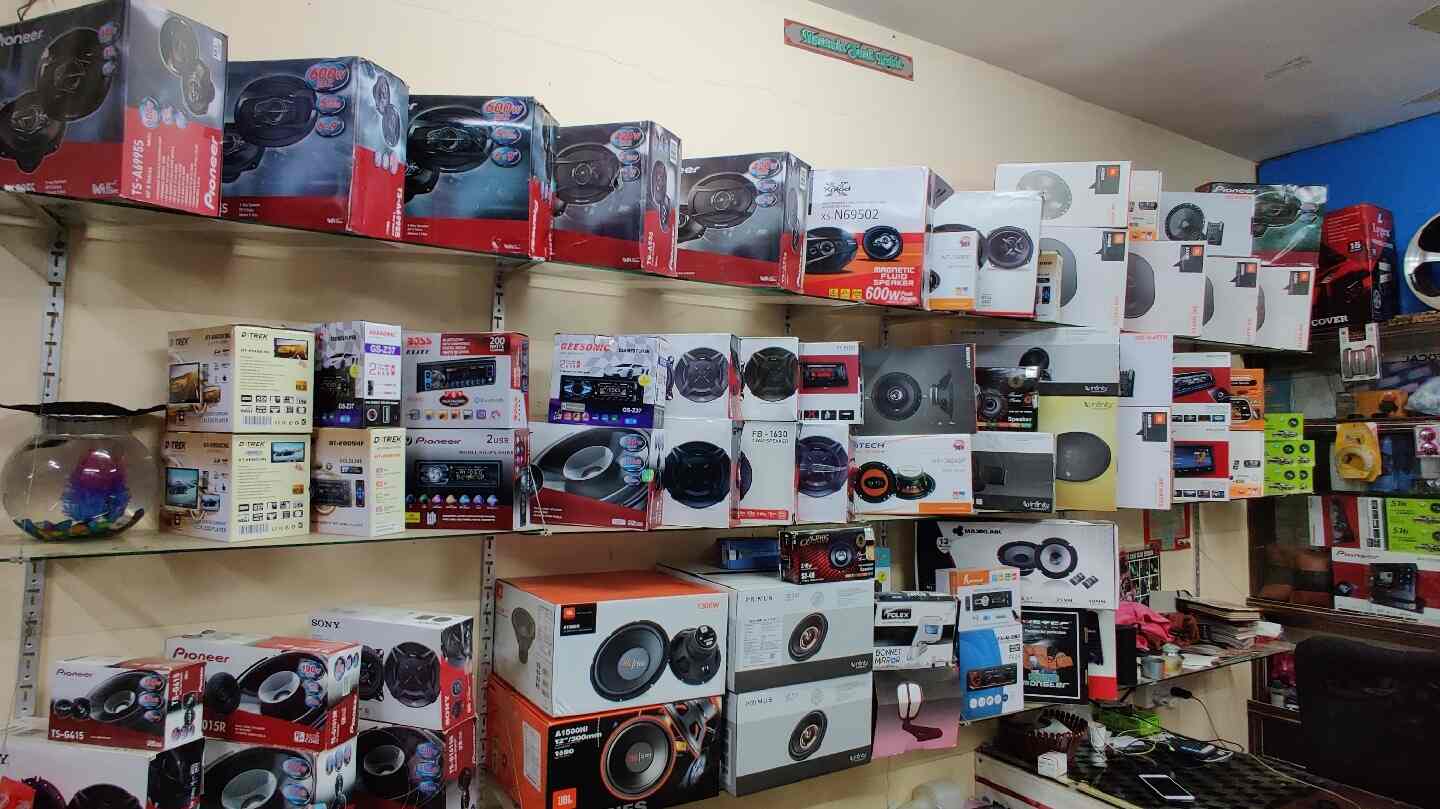 Crazy Cars in Billapura,Bangalore Best Leather Car Seat Cover Dealers