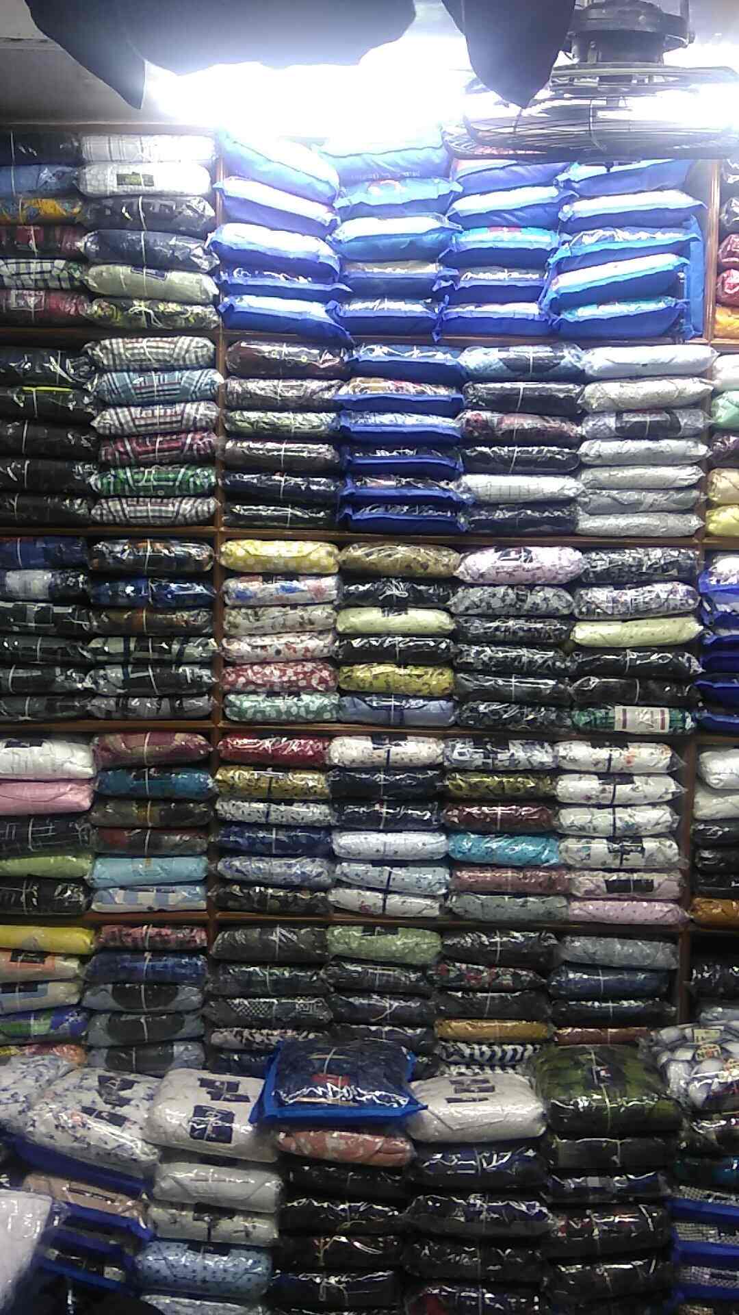 Top Sports T Shirt Wholesalers in BalepetChickpet, Bangalore