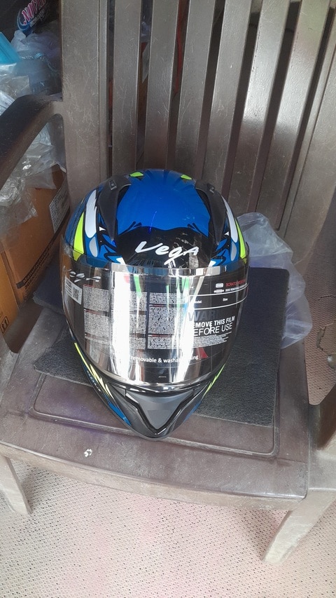 Sports helmet under sales 3000