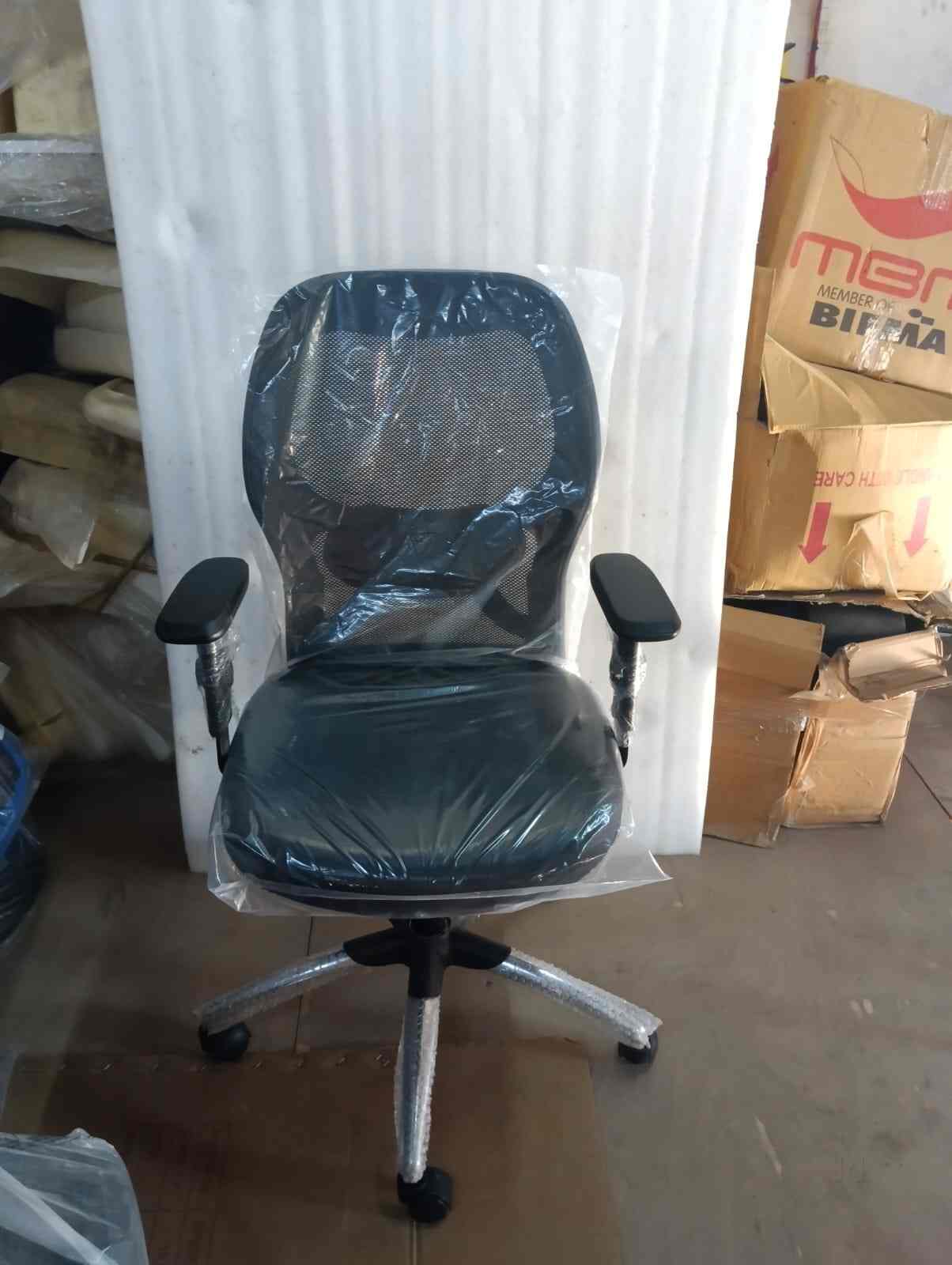 Office chair sales olx near me
