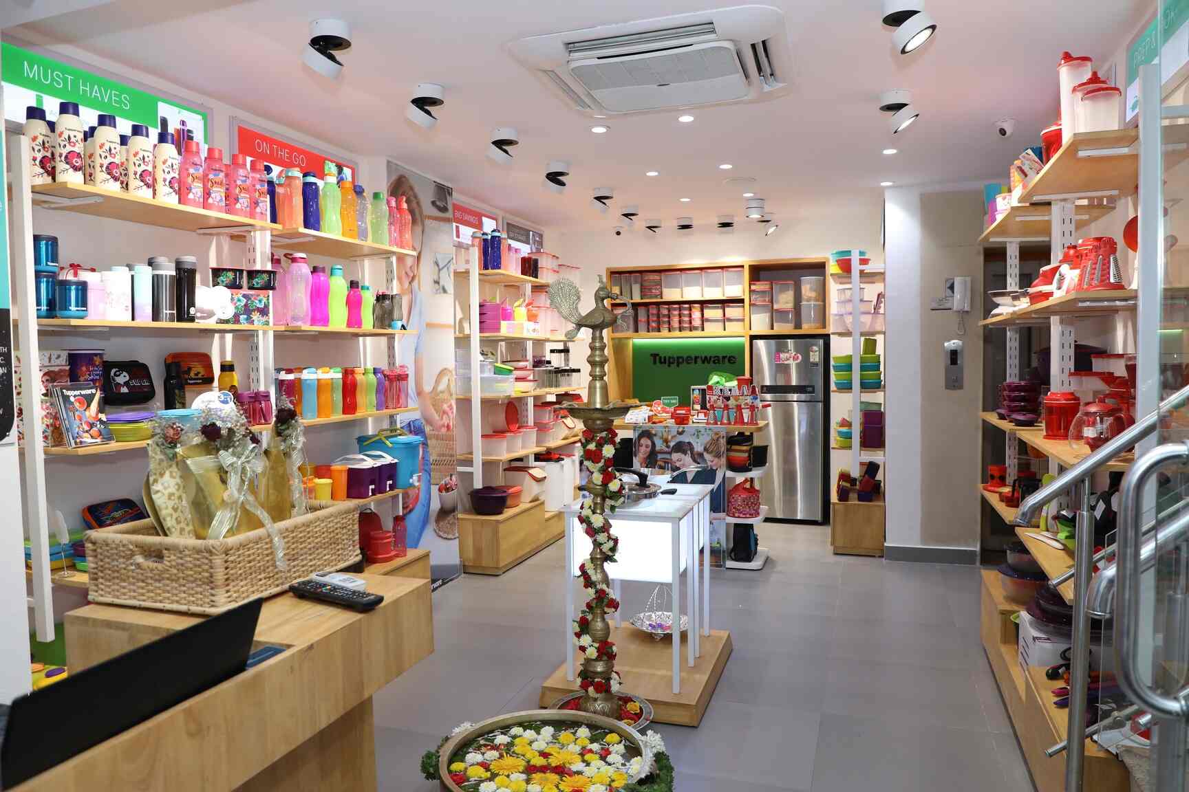 Top Tupperware Water Bottle Dealers in Bangalore Best Tupperware