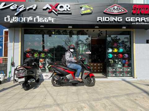 hjc helmet dealers near me