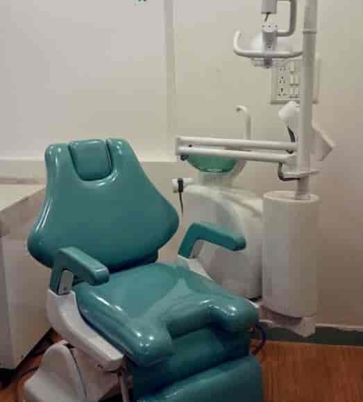 Dr. Rajanikanth (Medentzz Dental Care) in Rt Nagar,Bangalore Book