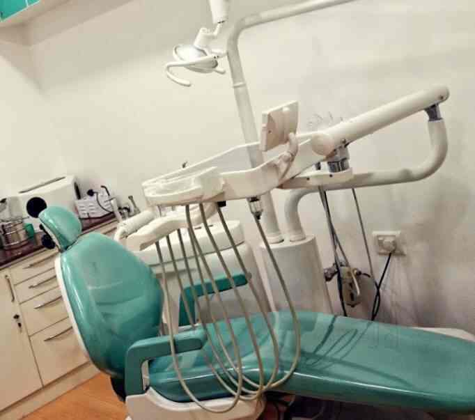 Dr. Rajanikanth (Medentzz Dental Care) in Rt Nagar,Bangalore Book