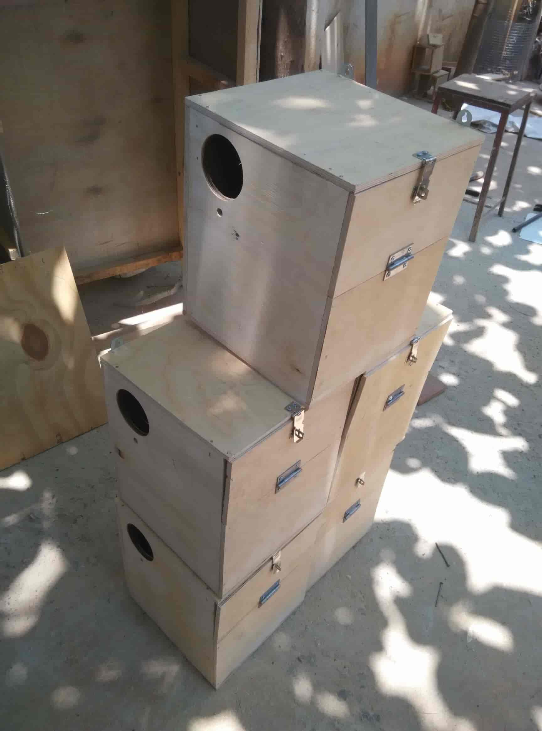 Top Wooden Bird Cage Manufacturers in New Bamboo Bazaar, Bangalore