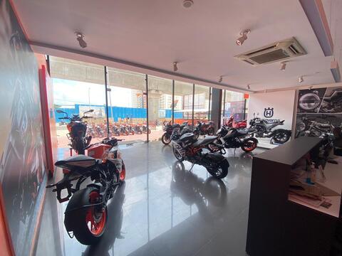 Ktm on sale showroom whitefield