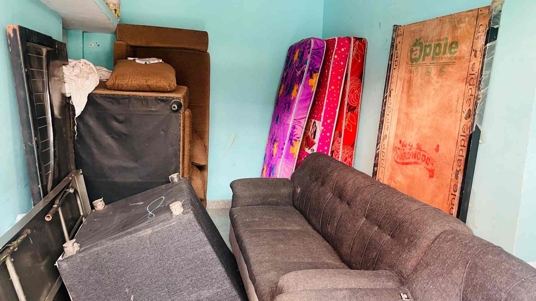 Top Second Hand Computer Table Buyers in Rt Nagar Best Used Computer