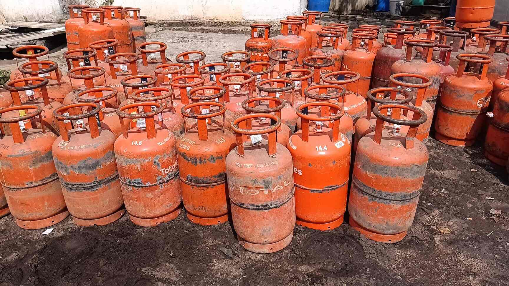 Sm Enterprises in HSR Layout Sector 6,Bangalore Best Gas Stove Repair