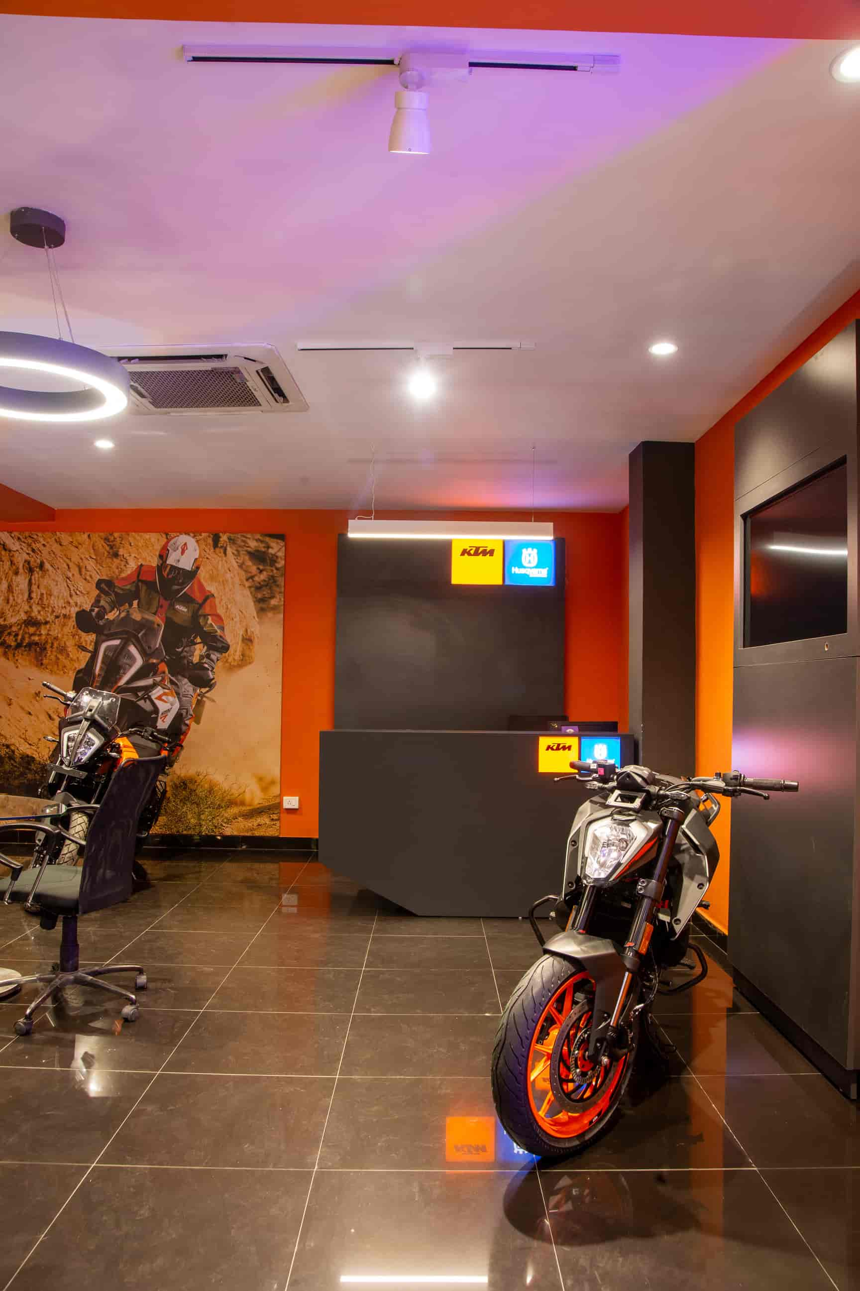 rajajinagar ktm showroom
