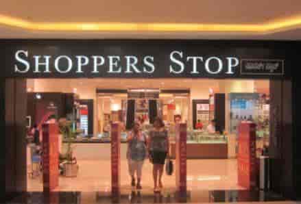crocs shoppers stop