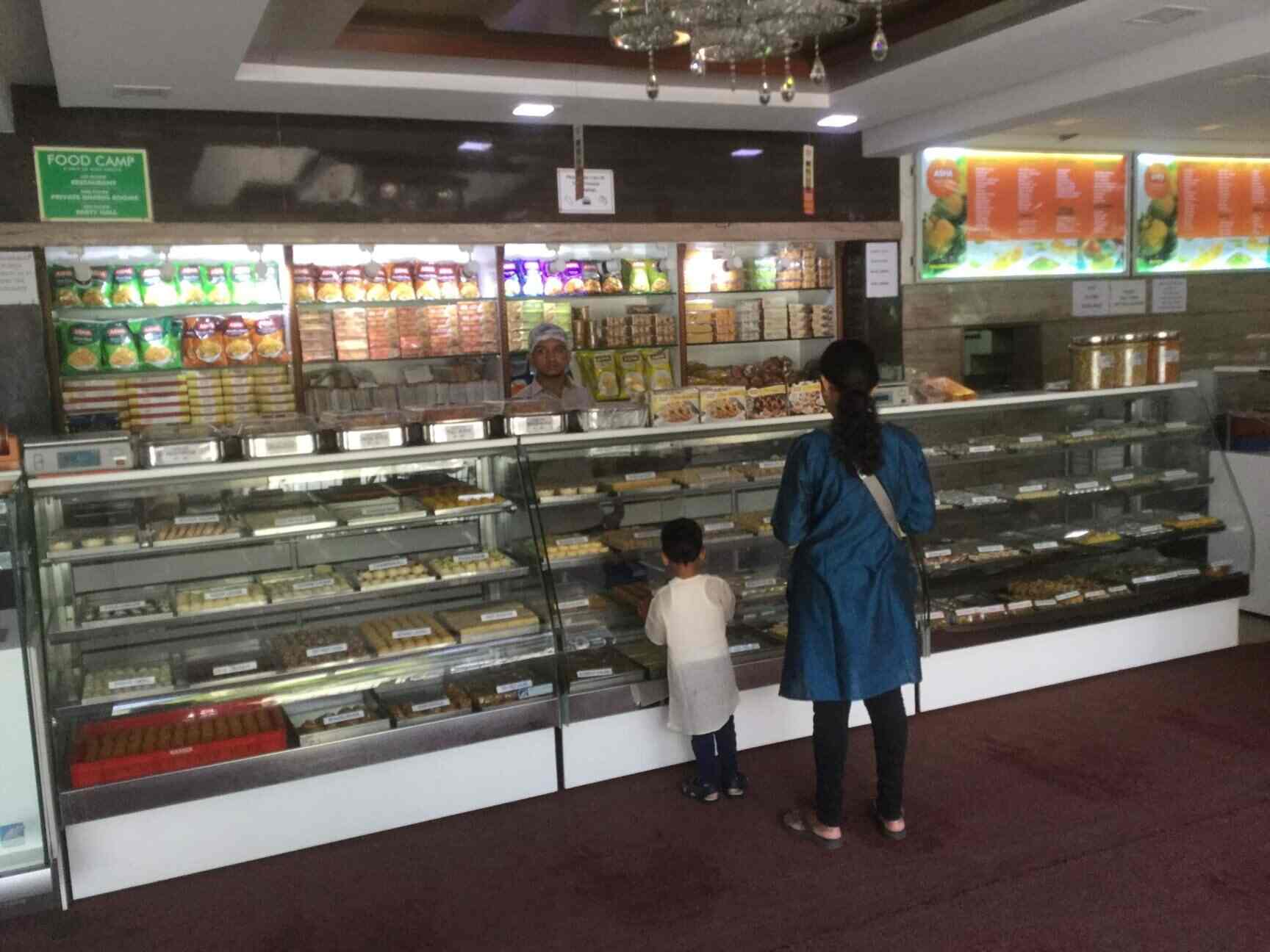 Top Cake Shops near Navarang TheatreRajajinagar,Bangalore Best Cake