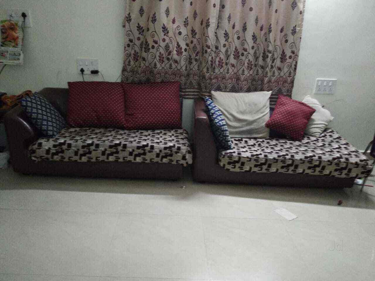 Top Second Hand Computer Table Buyers in Rt Nagar Best Used Computer