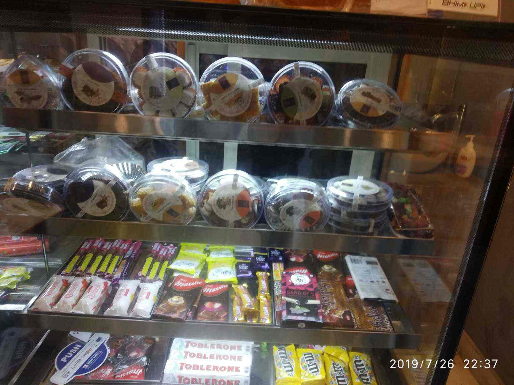 Cafe Silverbread in Kammanahalli,Bangalore Best Ice Cream Retailers