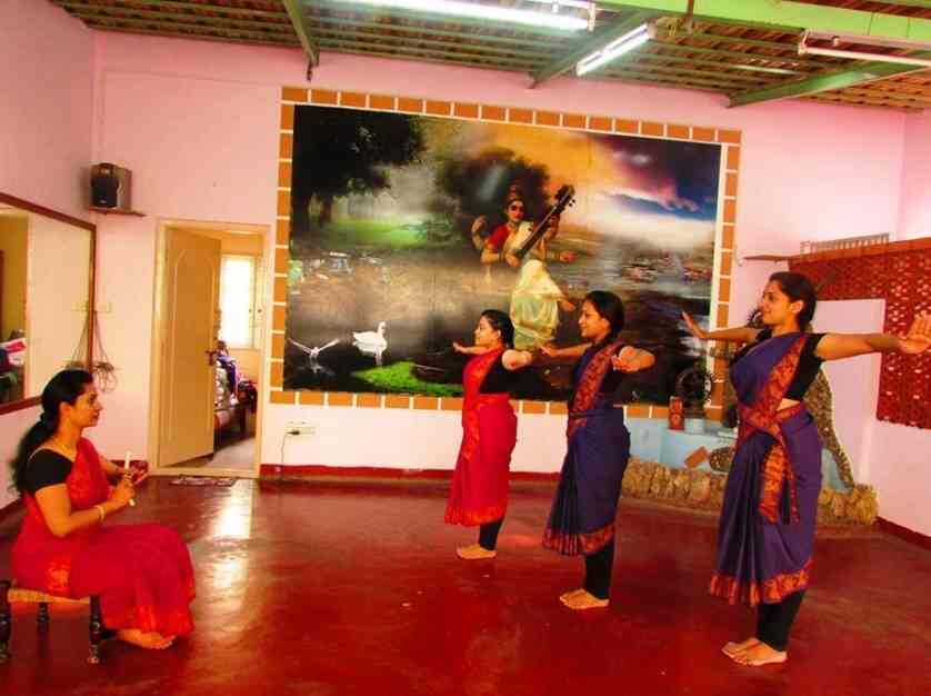 Top 50 Dance Classes In Girinagar Bangalore Best Dance Academies Justdial Masterclass offers online classes created for students of all skill levels. dance classes in girinagar bangalore