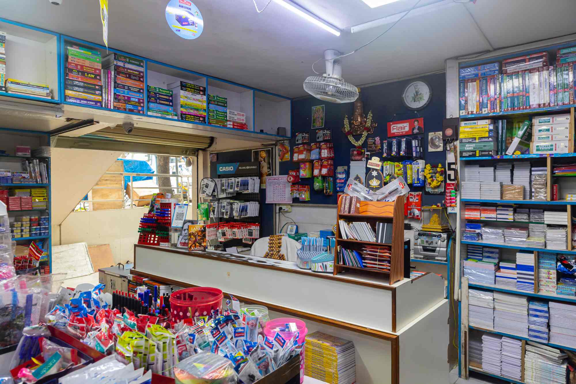 Sri Book World in Basavanagudi,Bangalore Best Book Dealers in