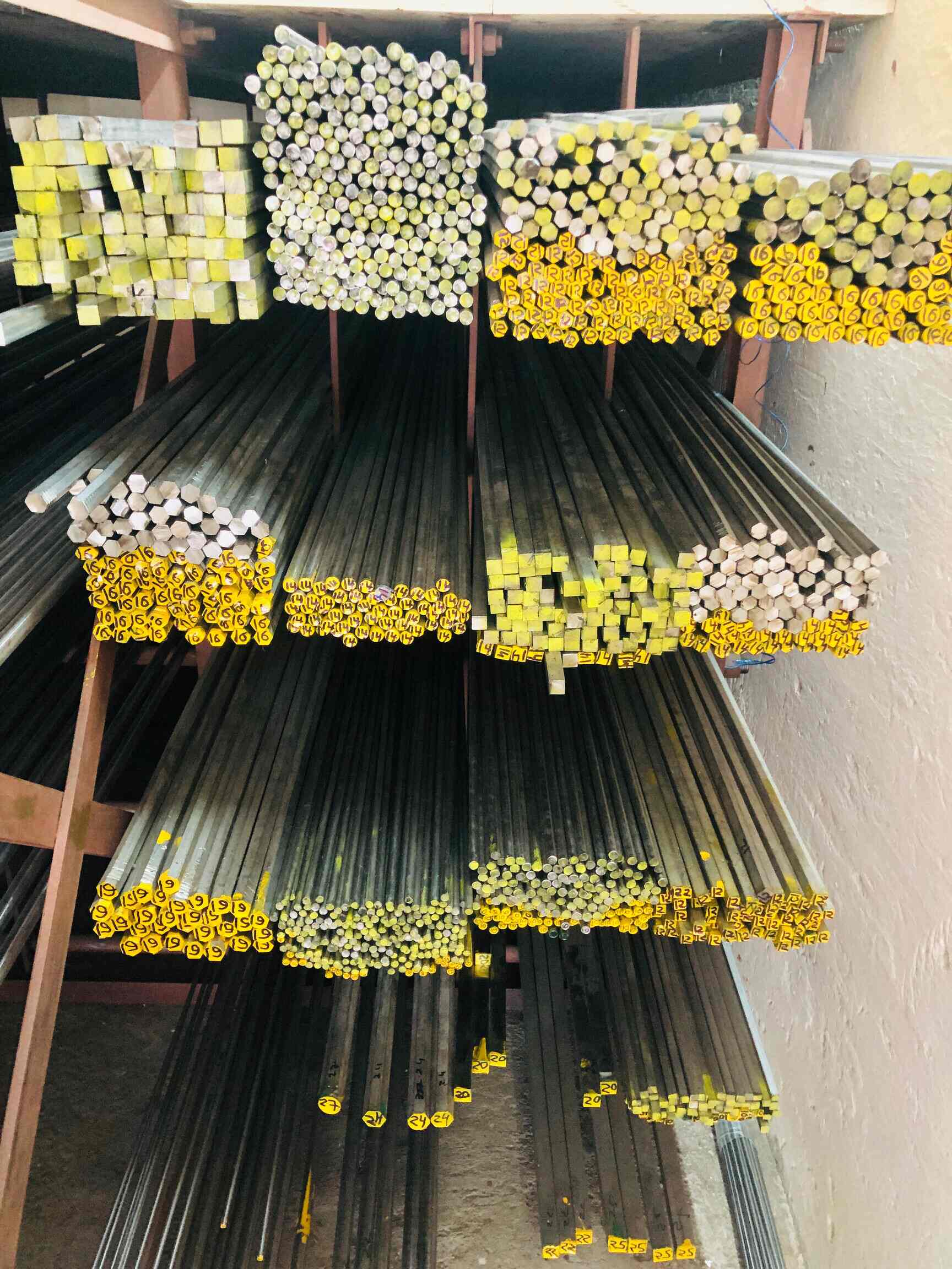 Top Jindal Stainless Steel Dealers in Nerli स्टेनलेस स्टील डीलर्स