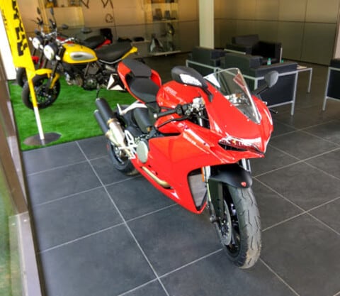 Vst Ducati Service in Victoria Road Bangalore Best Motorcycle