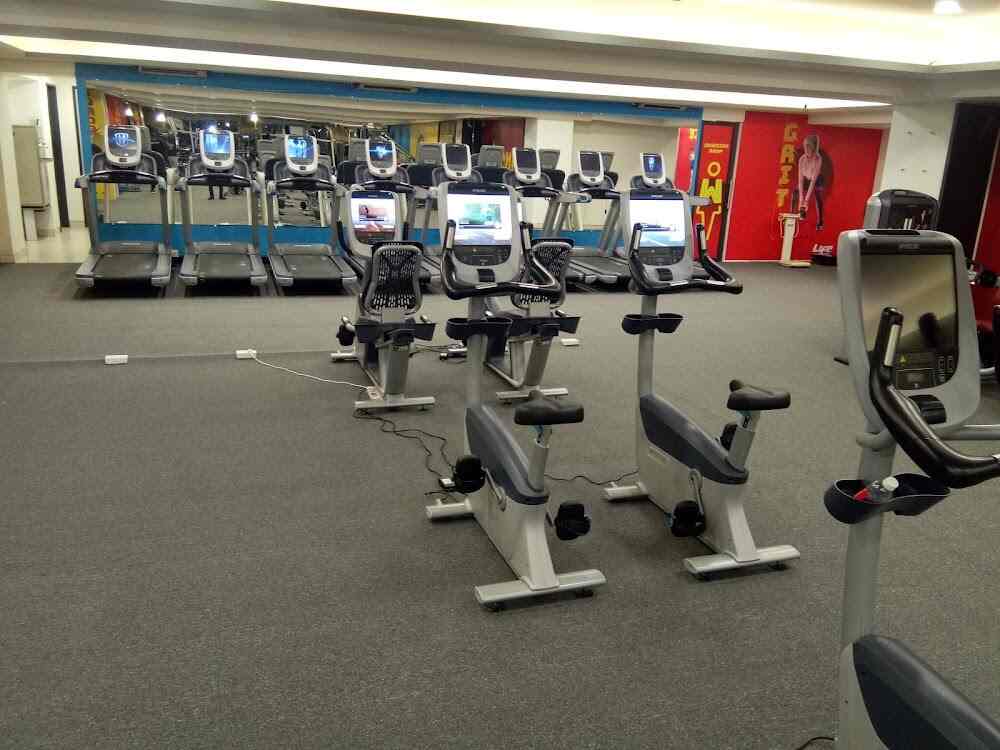 Life discount fitness showroom