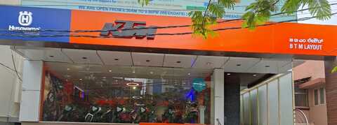 Btm ktm hot sale showroom