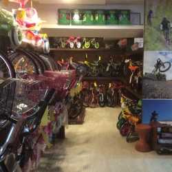 Kross cycles 2025 showroom near me