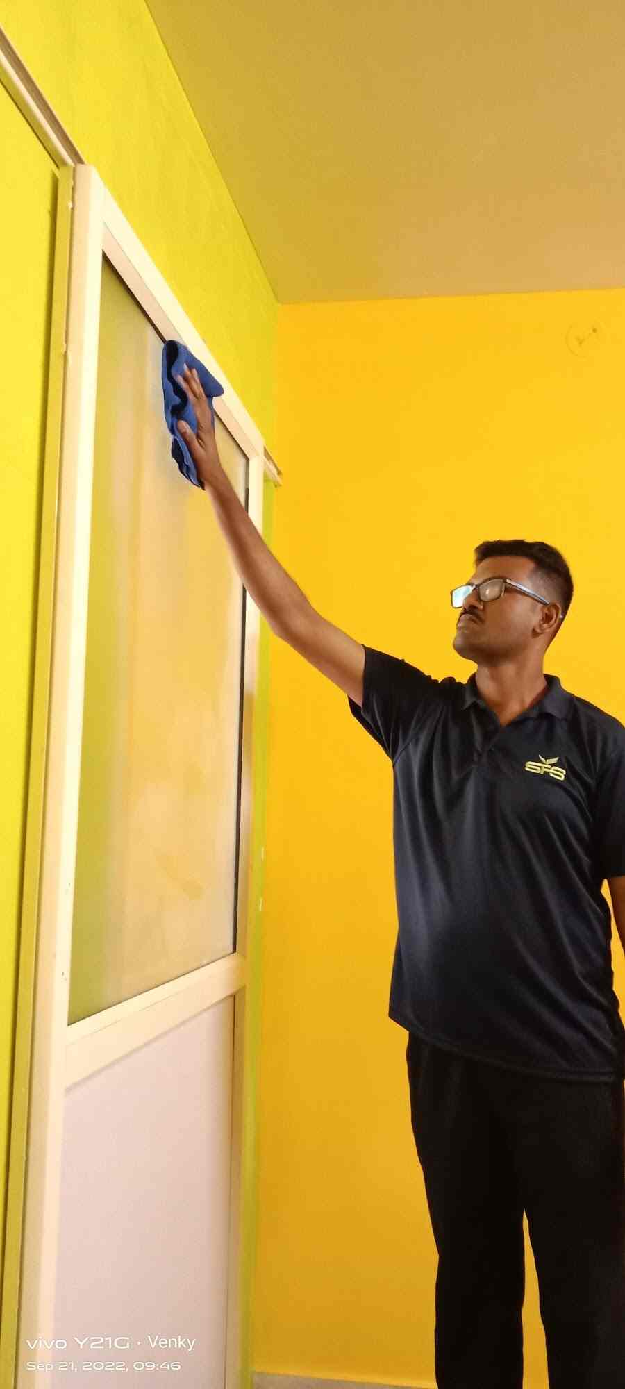 SFS Facility Services in Bommanahalli,Bangalore Best Cleaning