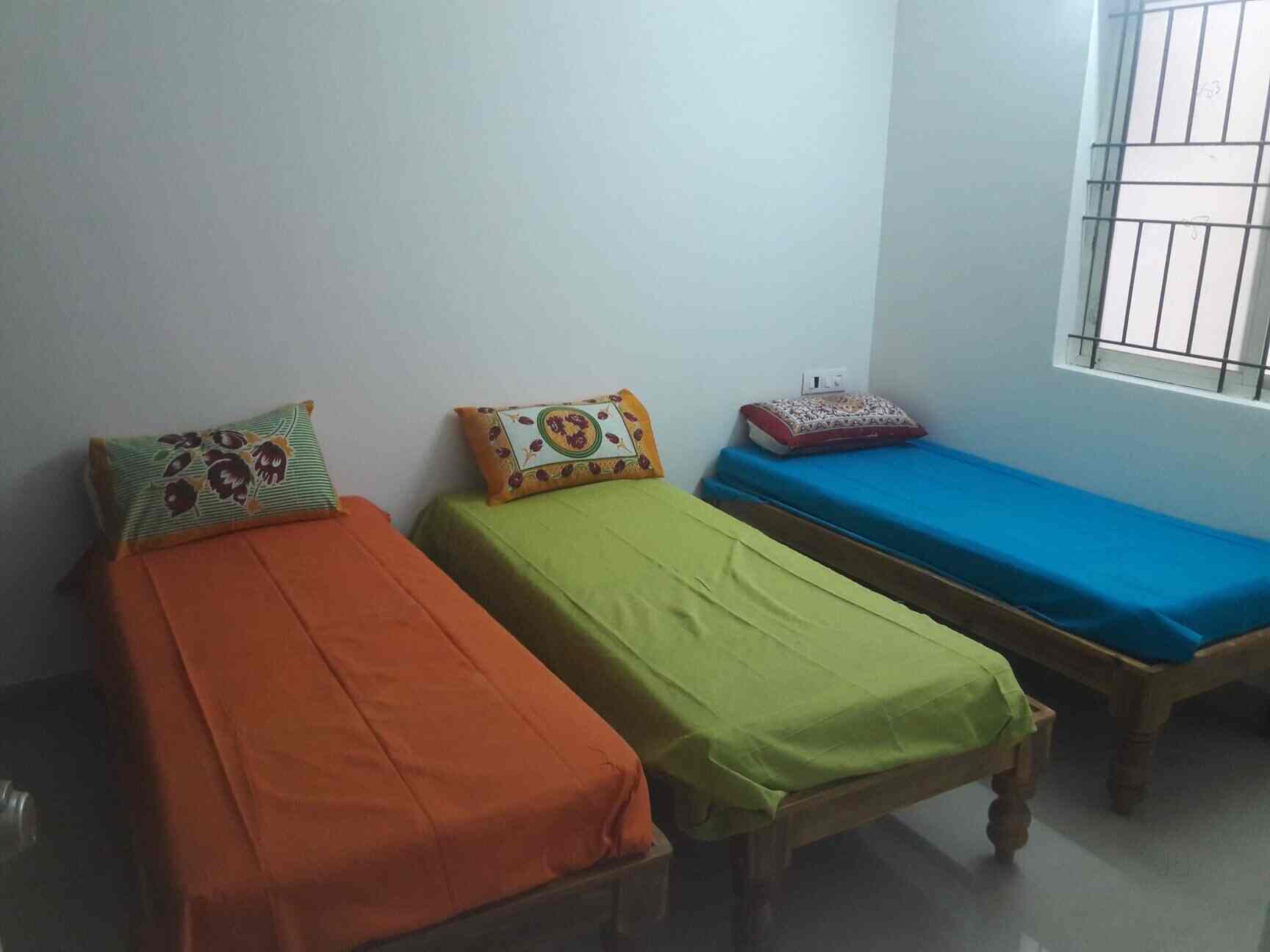 Slv Pg For Ladies, Sarjapur Road Paying Guest For