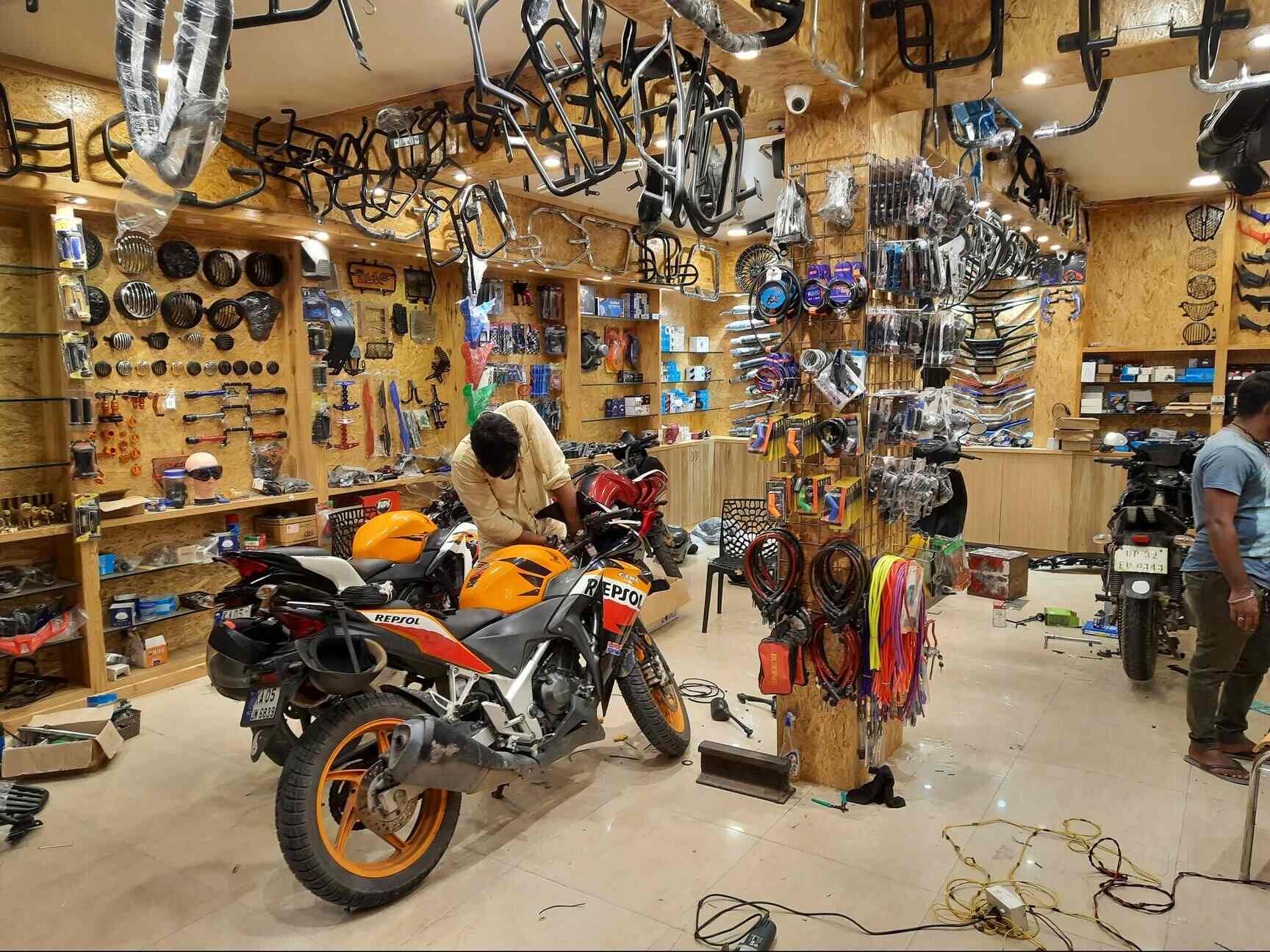 Top 30 Motorcycle Alloy Wheel Dealers in Bangalore मोटरसाइकिल एलाय