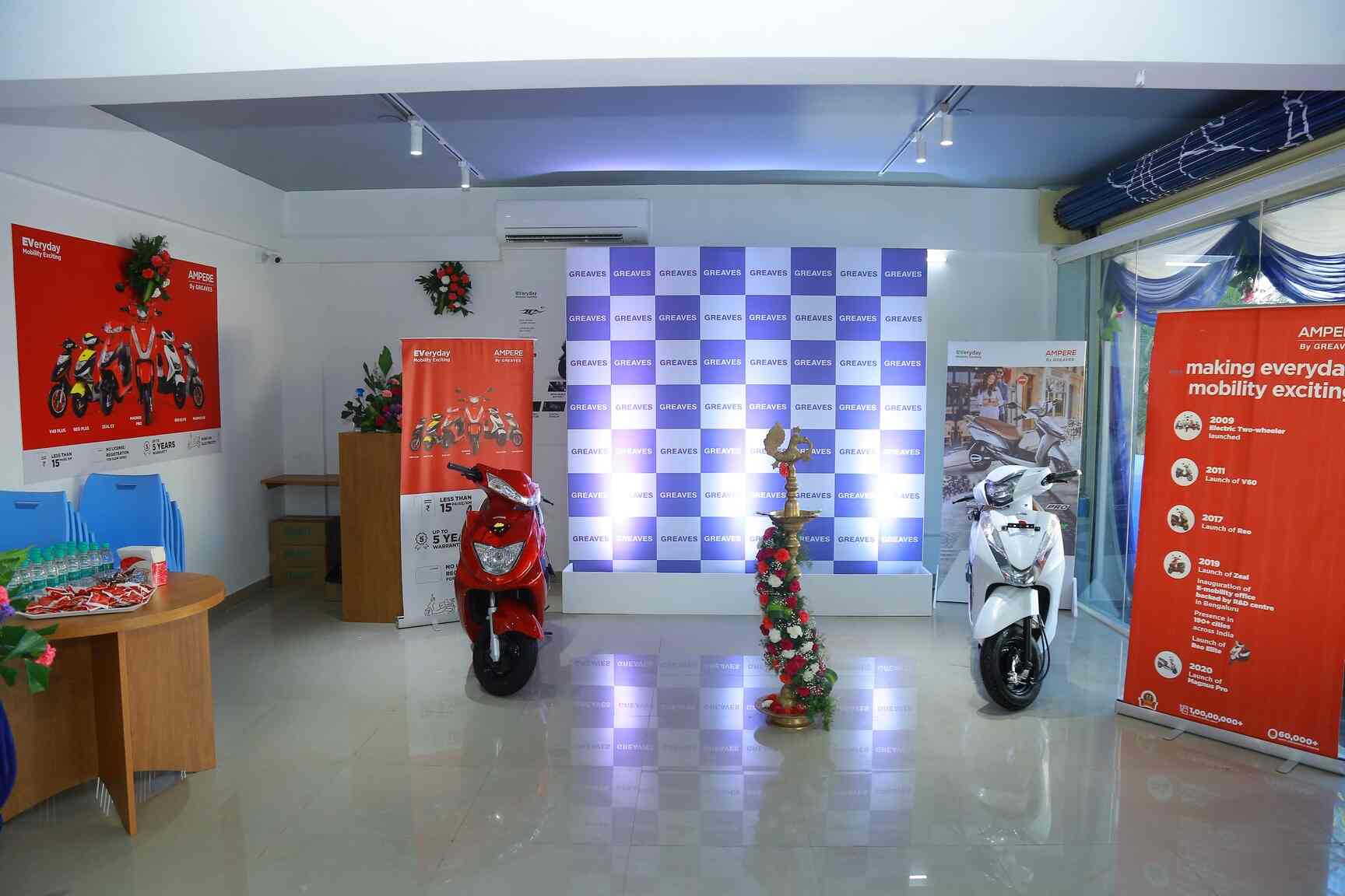 Ampere Electric Vehicles Showroom in Gottigere,Bangalore Best Battery