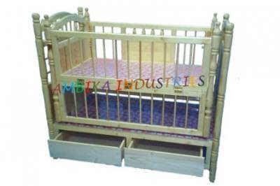 Baby best sale cradle pepperfry