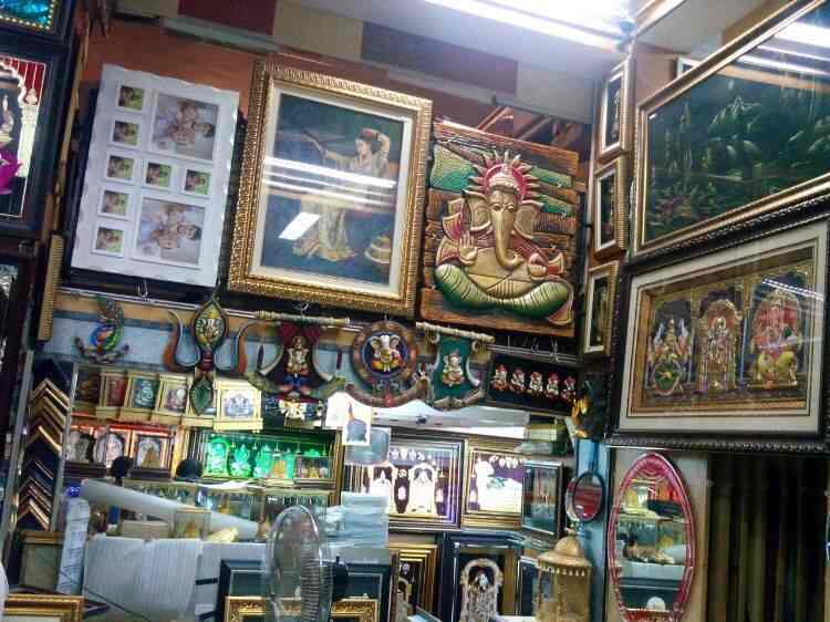 Sri Srinivasa Art & Frames in Kilari Road,Bangalore Best Glass