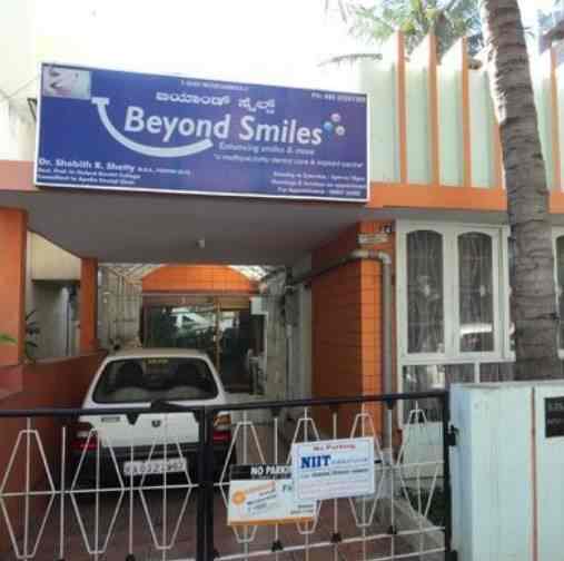 Dr. Deepak (Beyond Smiles) in Indiranagar,Bangalore Best Endodontist