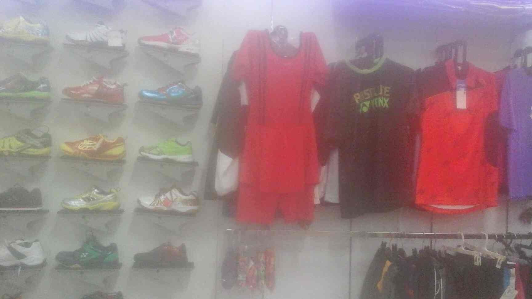 Top Li Ning Badminton Racket Dealers in Whitefield Best Li Ning