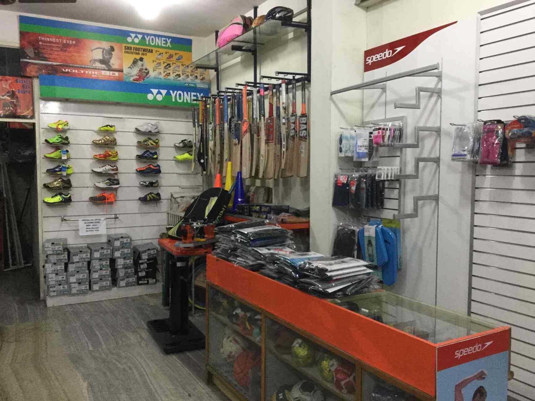 Top Li Ning Badminton Racket Dealers in Whitefield Best Li Ning