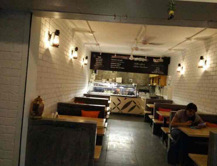 Vasari in Cunningham Road,Bangalore Best Mangalorean Restaurants in