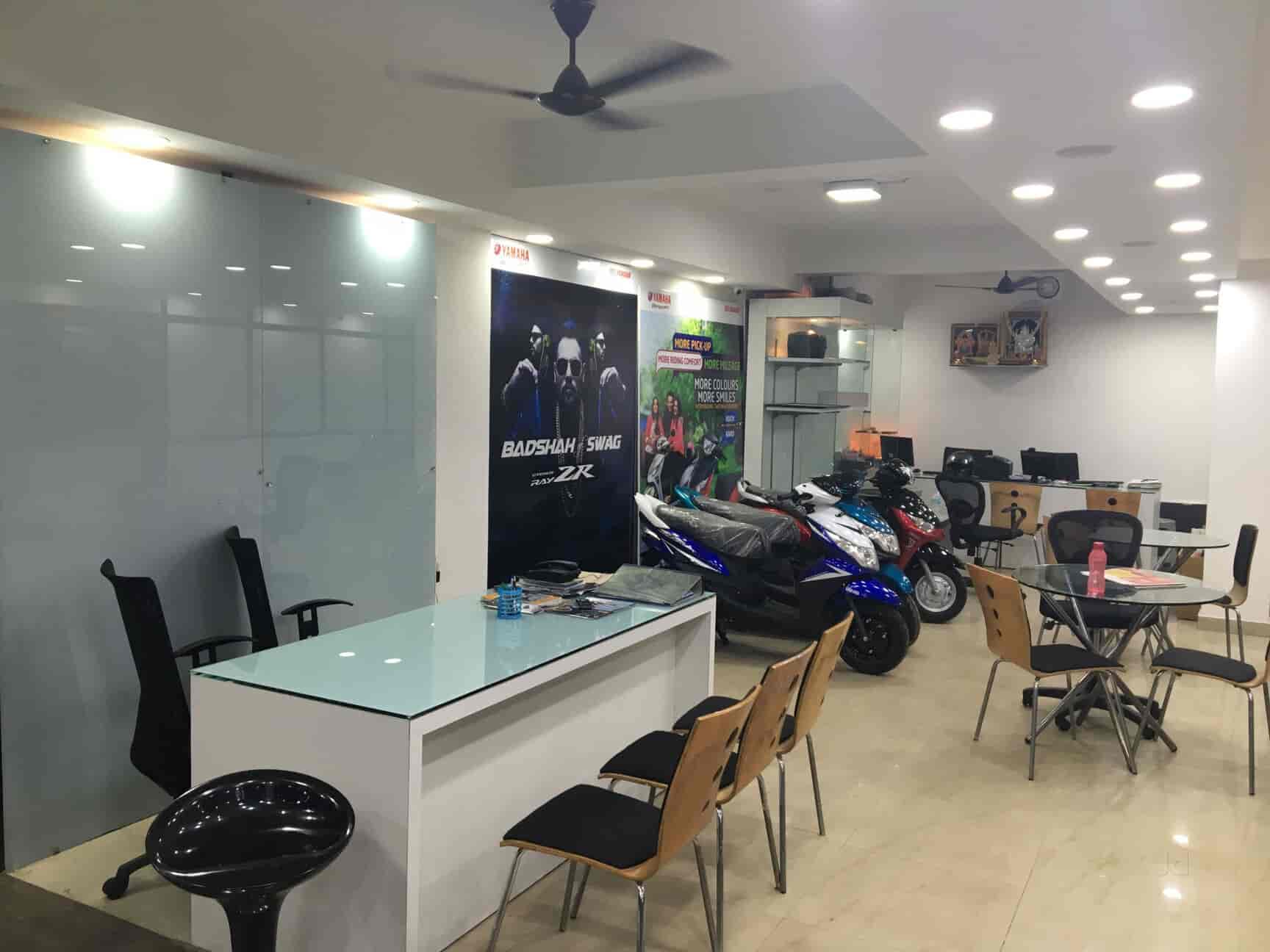 Jayanagar yamaha store showroom