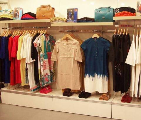 Market mall dress shops hotsell