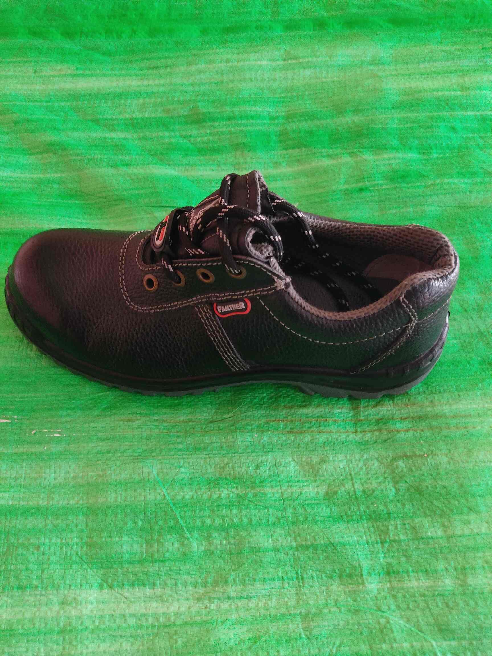 Allen Cooper Safety Shoe Dealers in Singapore Garden, Bangalore Best