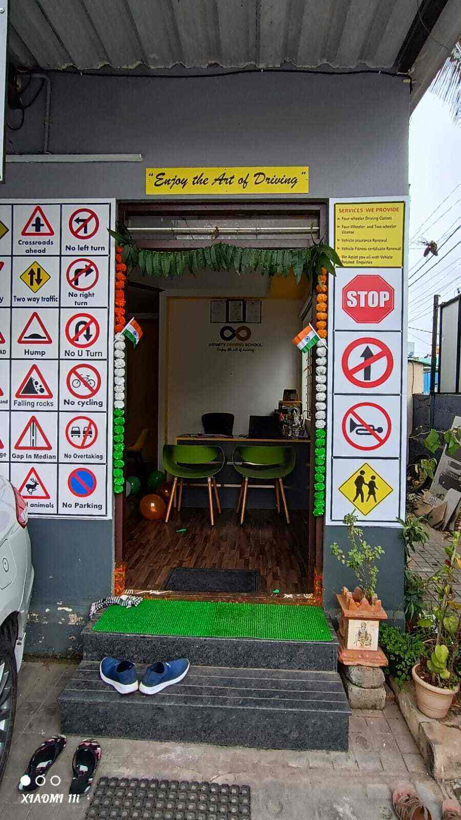 Infinity Driving School in Jp Nagar 7th Phase,Bangalore Best Driving