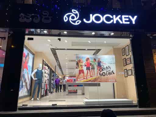 Jockey showroom online Clearance