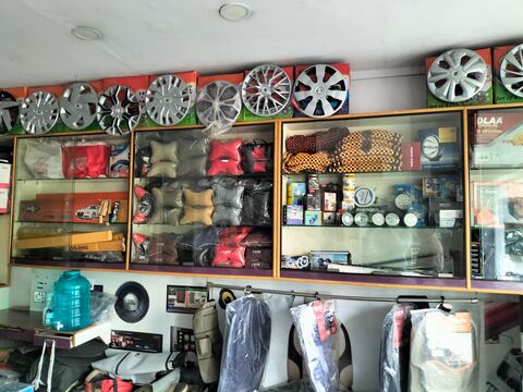 Street tech shop car accessories
