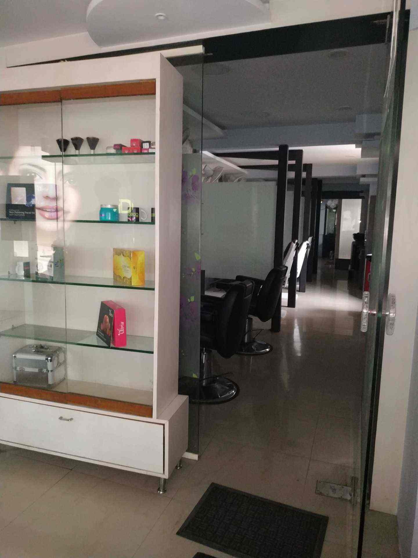 Odeon Family Salon in Rajarajeshwari Nagar,Bangalore Best Beauty