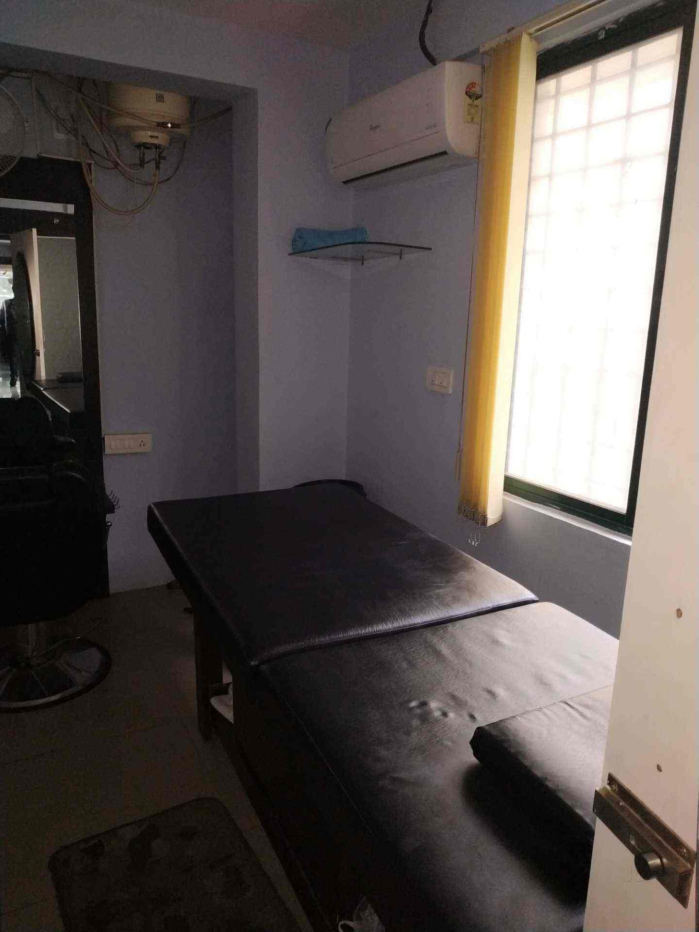 Odeon Family Salon in Rajarajeshwari Nagar,Bangalore Best Beauty