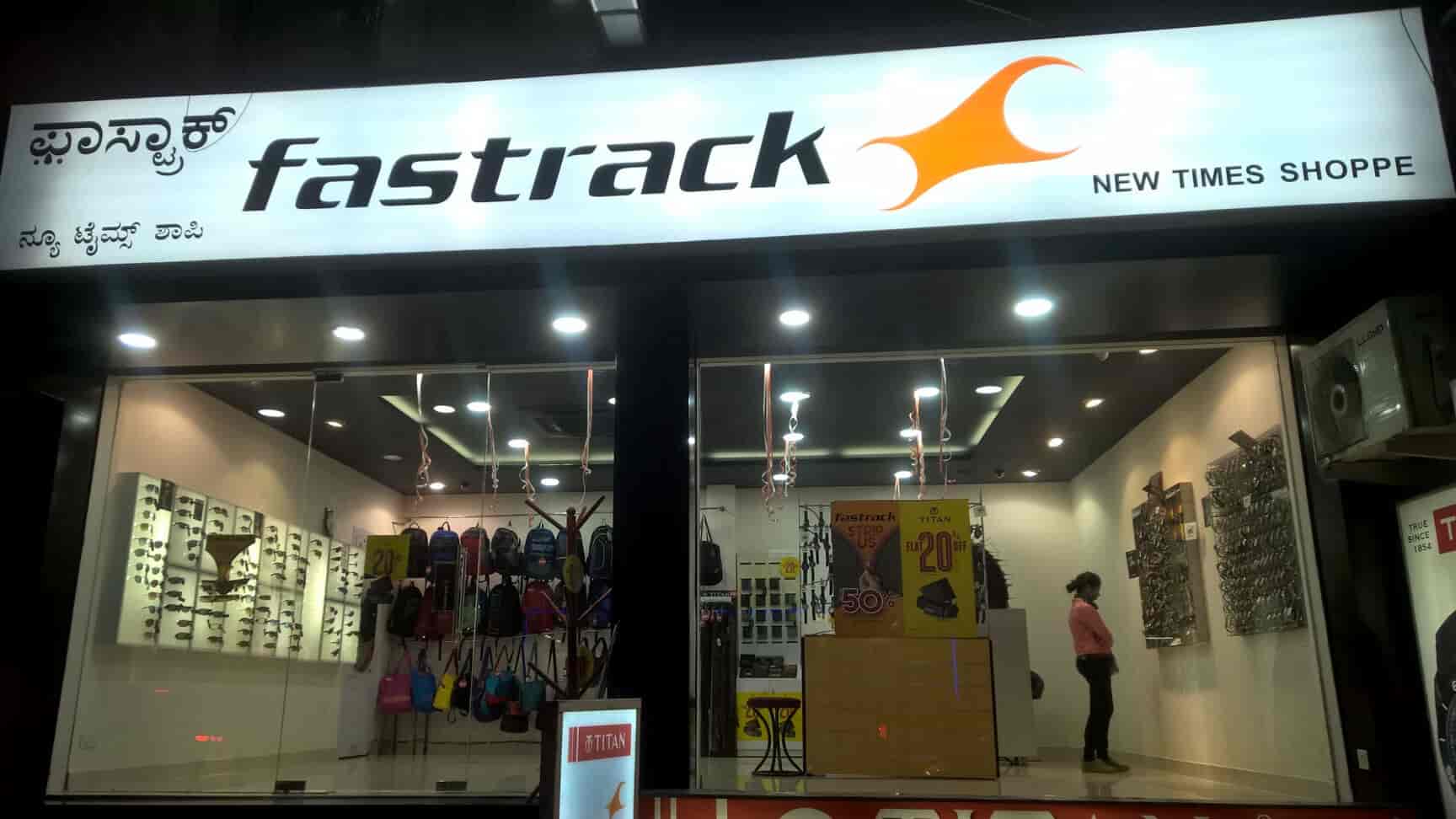 Fastrack showroom clearance indiranagar