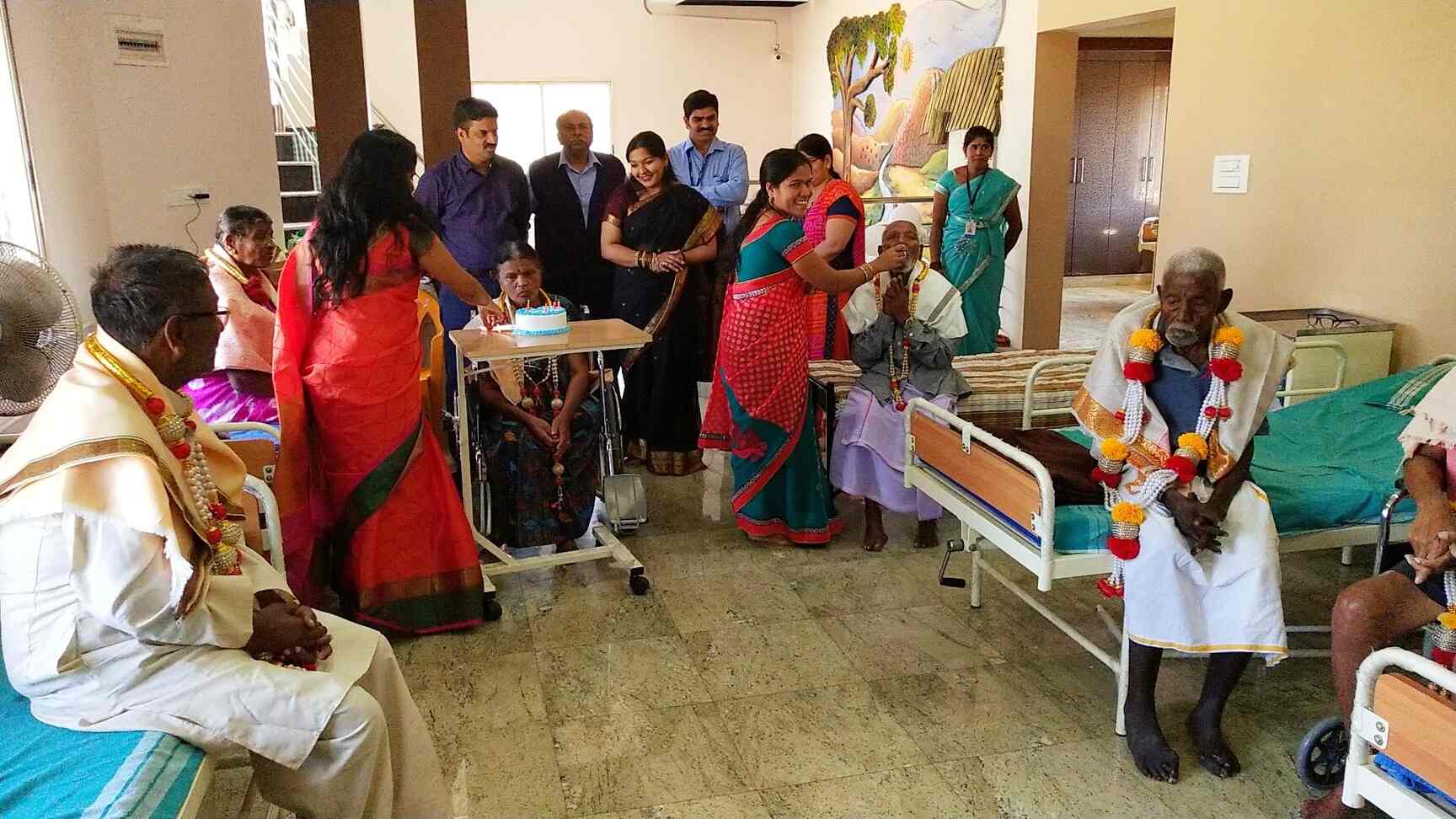 Ashraya Old Age Home Care Services Photos Old Chandapura Bangalore Pictures Images Gallery Justdial