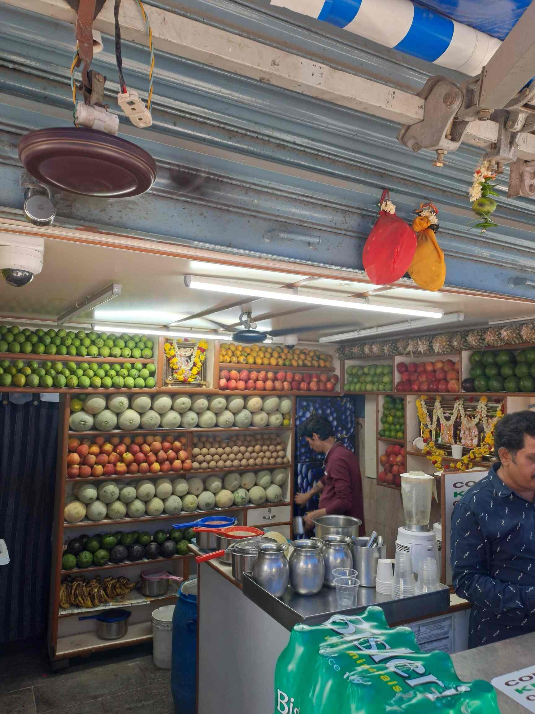 Sree Ganesha Fruit Juice Centre in Kammanahalli,Bangalore Best Juice